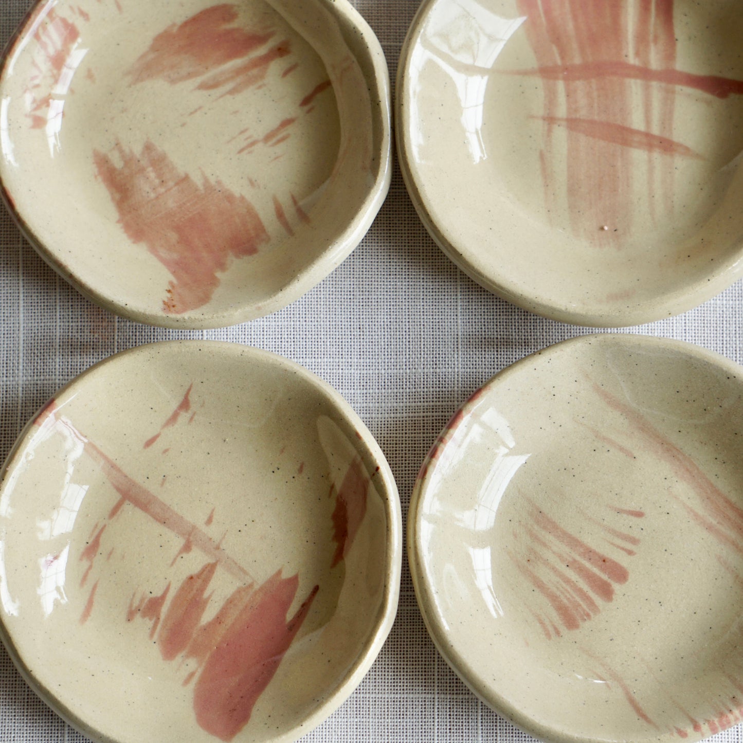 Pink Ceramic Dish For Facial Care